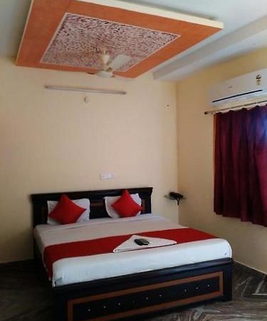 Apartamento Sunshine Castle- Gachibowli Hyderabad Exterior foto